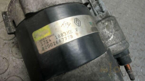 Foto: ANLASSER / STARTER eines Renault Megane 1.4 Grandtour Special