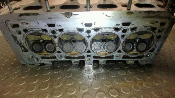 Foto: ZYLINDERKOPF (K4TS7301) eines Renault Megane 1.4 Grandtour Special