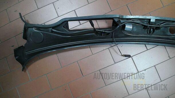Foto: WINDLAUF eines BMW 320i Touring Special