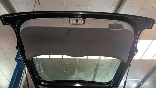 Foto: HECKKLAPPE/ HECKDECKEL eines Suzuki SX4 2.0 DDiS Special