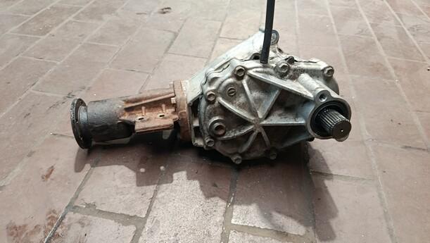 Foto: VERTEILERGETRIEBE eines Suzuki SX4 2.0 DDiS Special