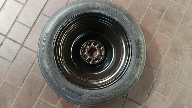 Foto: NOTRAD 16 ZOLL eines Suzuki SX4 2.0 DDiS Special