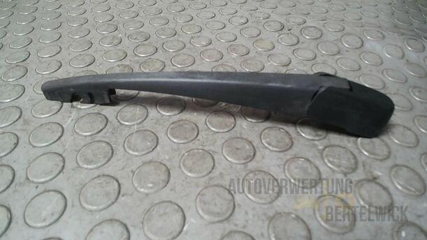 Foto: SCHEIBENWISCHERARM HINTEN eines Suzuki SX4 2.0 DDiS Special
