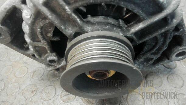 Foto: LICHTMASCHINE / GENERATOR ( 100A ) eines Opel Zafira 1.8 16V Special