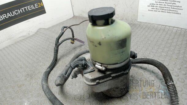 Foto: PUMPE SERVOLENKUNG TRW2 eines Opel Zafira 1.8 16V Special