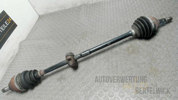 Foto: ANTRIEBSWELLE RECHTS eines Opel Zafira 1.8 16V Special