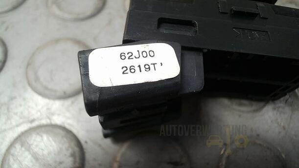 Foto: FENSTERHEBERSCHALTER eines Suzuki SX4 2.0 DDiS Special