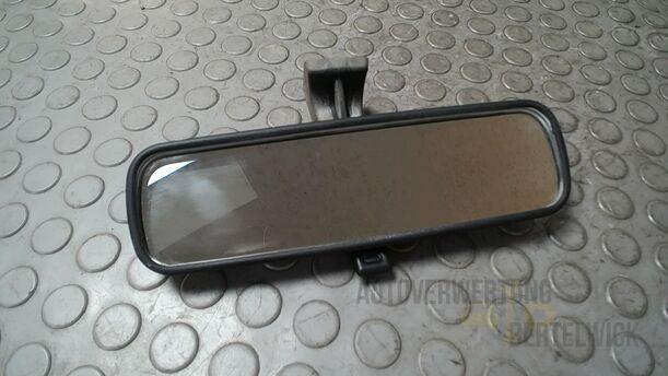 Foto: INNENSPIEGEL eines Suzuki SX4 2.0 DDiS Special