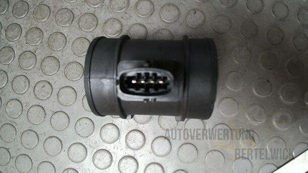 Foto: LUFTMASSENMESSER ( HELLA ) eines Suzuki SX4 2.0 DDiS Special
