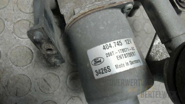 Foto: SCHEIBENWISCHERMOTOR VORNE eines Ford Fiesta 1.4 Special