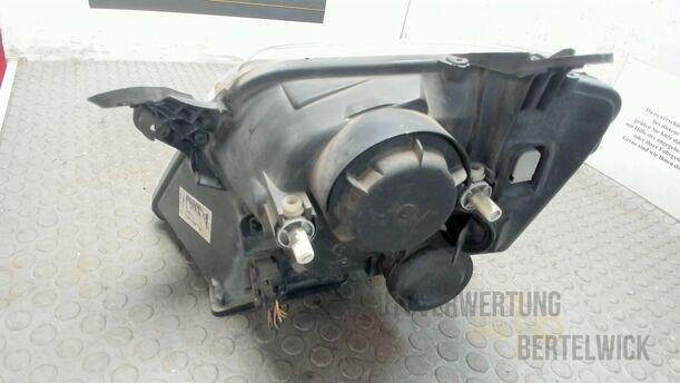 Foto: SCHEINWERFER RECHTS eines Opel Meriva 1.6 16V Easytronic Special