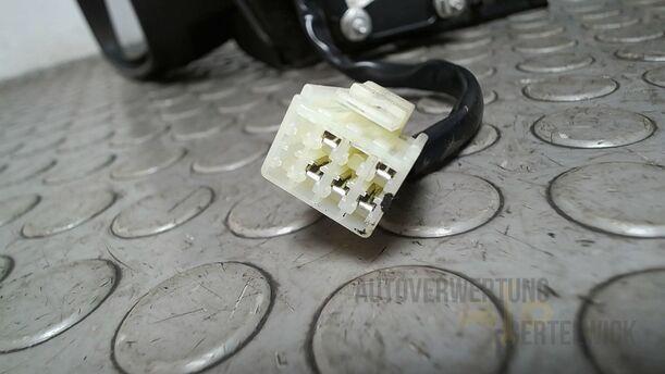 Foto: AUSSENSPIEGEL ELEKTRISCH VERSTELLBAR LINKS ( OHNE KAPPE ) eines Suzuki SX4 2.0 DDiS Special