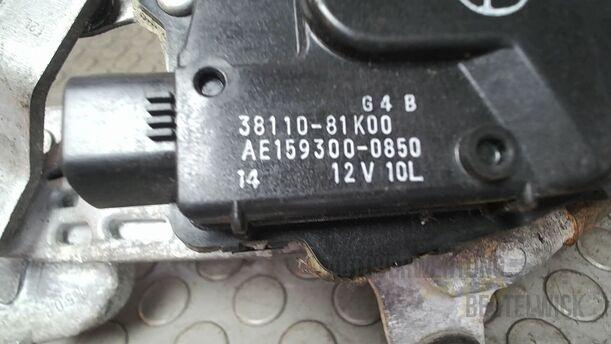 Foto: SCHEIBENWISCHERMOTOR VORN eines Suzuki SX4 2.0 DDiS Special