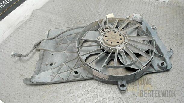 Foto: ELEKTROLÜFTER eines Opel Meriva 1.6 16V Easytronic Special