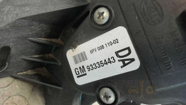 Foto: GASPEDAL eines Opel Meriva 1.6 16V Easytronic Special
