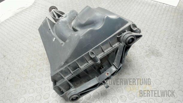Foto: LUFTFILTERKASTEN eines Opel Meriva 1.6 16V Easytronic Special
