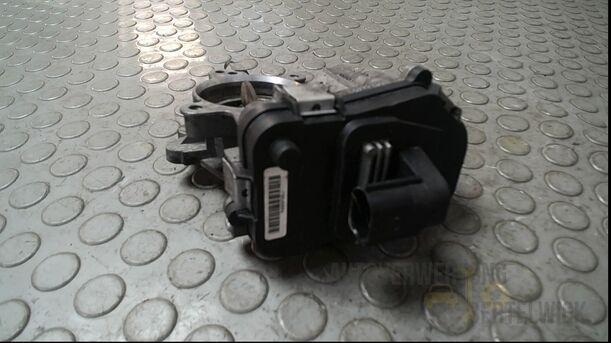 Foto: DROSSELKLAPPENSTUTZEN/ DROSSELKLAPPE eines Suzuki SX4 2.0 DDiS Special