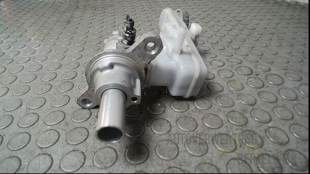 Foto: HAUPTBREMSZYLINDER eines Suzuki SX4 2.0 DDiS Special
