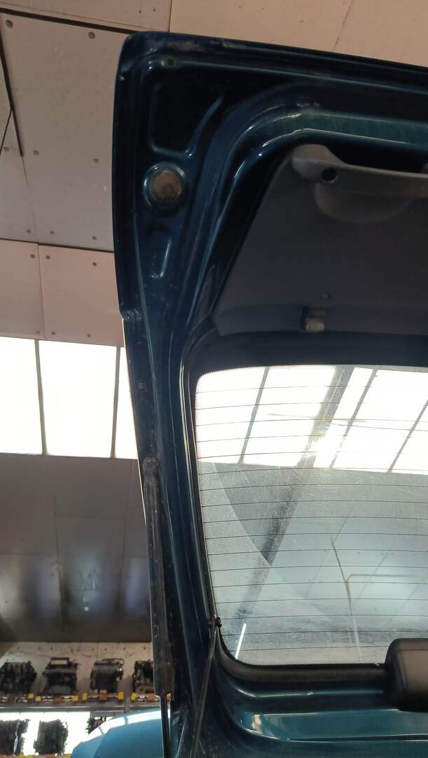 Foto: HECKKLAPPE / HECKDECKEL ( 2/3 TÜRER ) eines Opel Corsa 1.0 12V Special