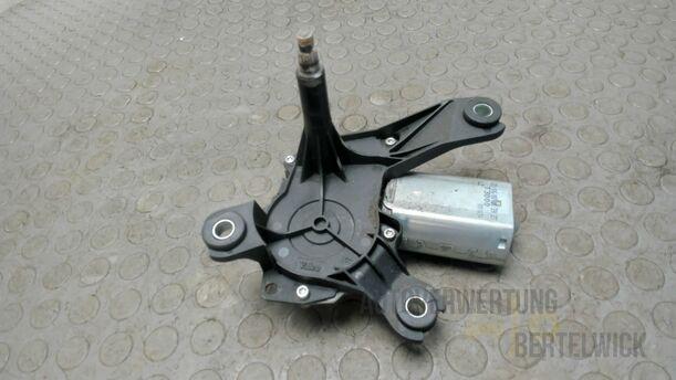 Foto: SCHEIBENWISCHERMOTOR HINTEN eines Opel Corsa 1.0 12V Special