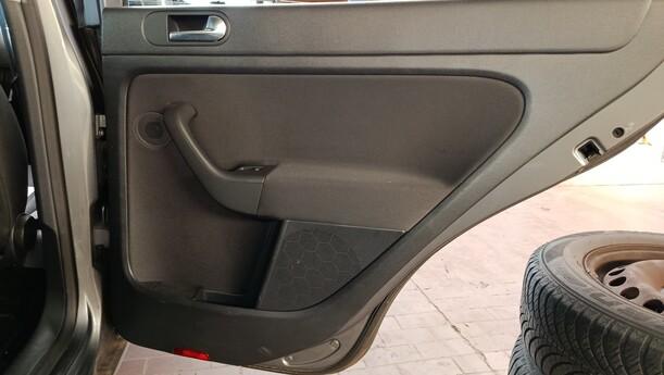 Foto: TÜR HINTEN RECHTS ( GOLF PLUS ) eines VW Golf Plus 1.2 TSI Special