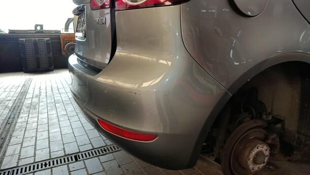 Foto: STOSSFÄNGER / STOßSTANGE HINTEN eines VW Golf Plus 1.2 TSI Special
