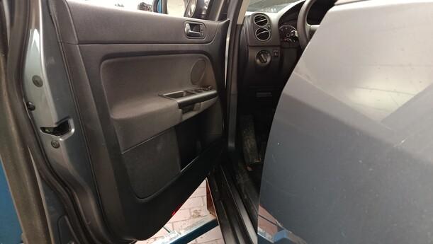 Foto: TÜR VORNE LINKS ( GOLF PLUS ) eines VW Golf Plus 1.2 TSI Special