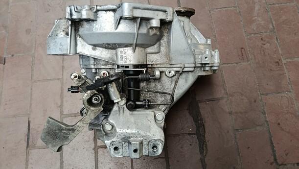 Foto: SCHALTGETRIEBE 6 GANG ( LHY ) eines VW Golf Plus 1.2 TSI Special