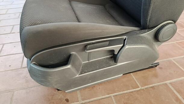 Foto: SITZ VORNE LINKS / FAHRERSITZ eines VW Golf Plus 1.2 TSI Special