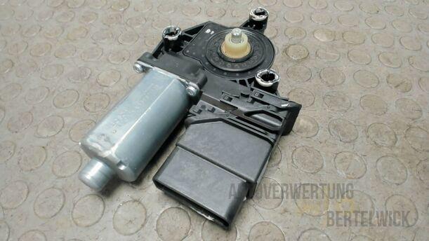 Foto: MOTOR FENSTERHEBER HINTEN RECHTS eines VW Golf Plus 1.2 TSI Special