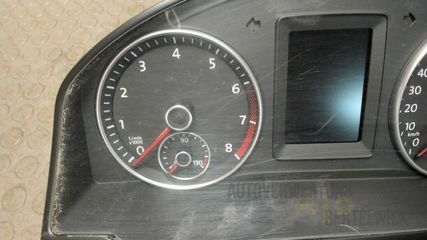 Foto: KOMBIINSTRUMENT / TACHOEINHEIT eines VW Golf Plus 1.2 TSI Special