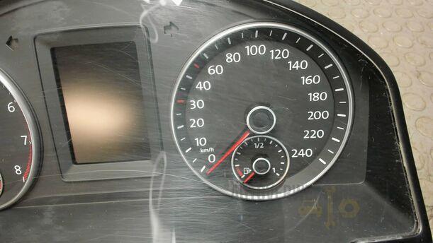 Foto: KOMBIINSTRUMENT / TACHOEINHEIT eines VW Golf Plus 1.2 TSI Special