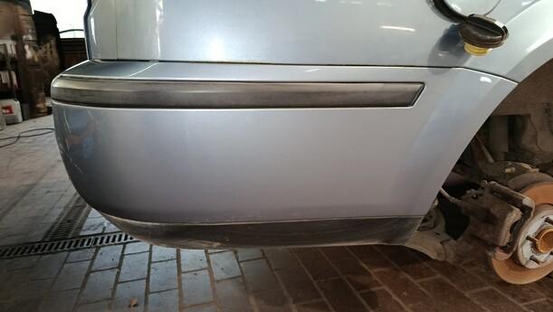 Foto: STOSSFÄNGER/ STOßSTANGE HINTEN ( TURNIER ) eines Ford Mondeo 2.0 Turnier Special