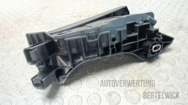 Foto: GASPEDAL ( BENZIN / SCHALTGETRIEBE ) eines VW Golf Plus 1.2 TSI Special