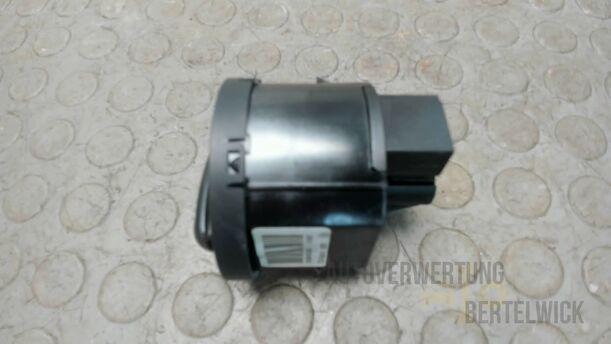 Foto: LICHTSCHALTER AUTOMATISCHES LICHT eines VW Golf Plus 1.2 TSI Special