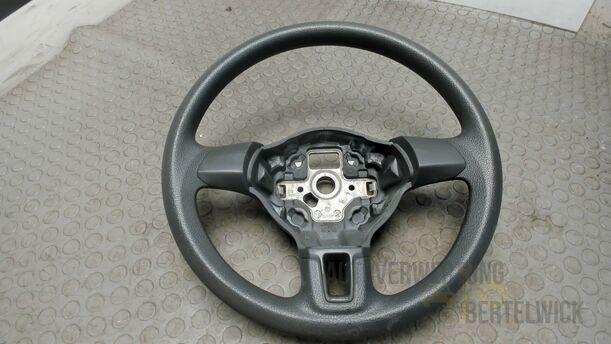 Foto: LENKRAD eines VW Golf Plus 1.2 TSI Special