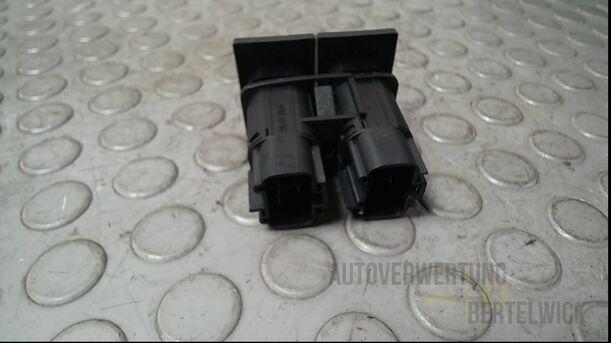 Foto: SCHALTER SCHEIBENHEIZUNG eines Ford Mondeo 2.0 Turnier Special