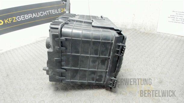 Foto: BATTERIEKASTEN eines VW Golf Plus 1.2 TSI Special