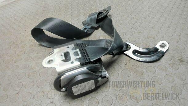 Foto: SICHERHEITSGURT VORNE LINKS eines VW Golf Plus 1.2 TSI Special