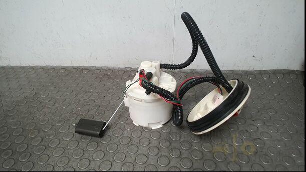 Foto: KRAFTSTOFFPUMPE eines Ford Mondeo 2.0 Turnier Special
