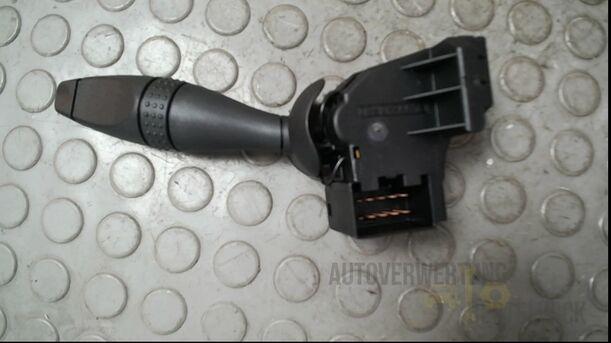 Foto: SCHEIBENWISCHERSCHALTER eines Ford Mondeo 2.0 Turnier Special