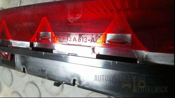Foto: ZUSATZBREMSLEUCHTE/ 3. BREMSLICHT eines Ford Mondeo 2.0 Turnier Special