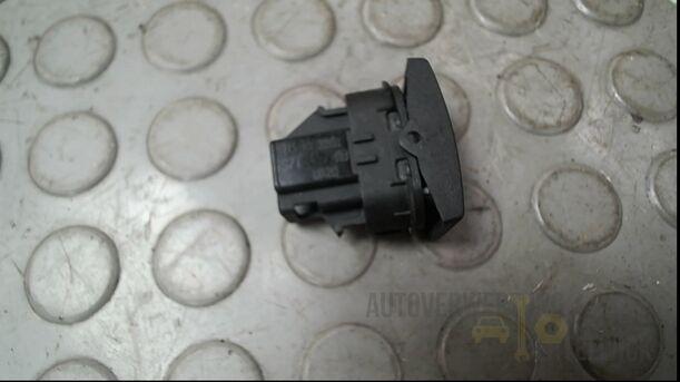 Foto: FENSTERHEBERSCHALTER eines Ford Mondeo 2.0 Turnier Special