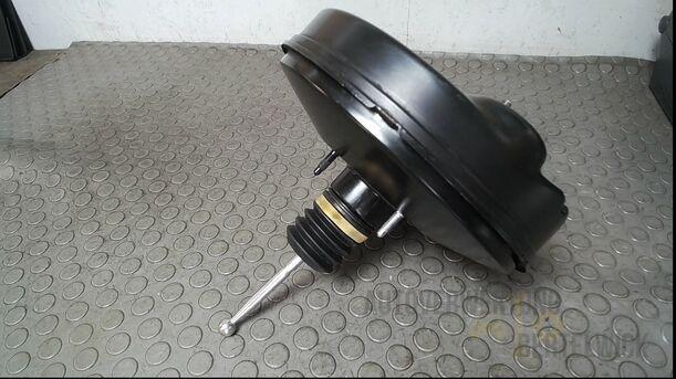 Foto: BREMSKRAFTVERSTÄRKER eines VW Golf Plus 1.2 TSI Special