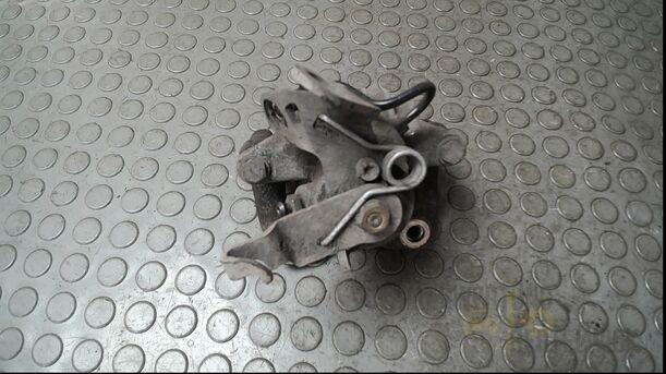Foto: BREMSSATTEL HINTEN LINKS ( TRW ) eines VW Golf Plus 1.2 TSI Special