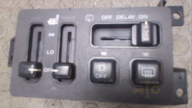 Foto: SCHALTER eines Jeep Grand Cherokee Special