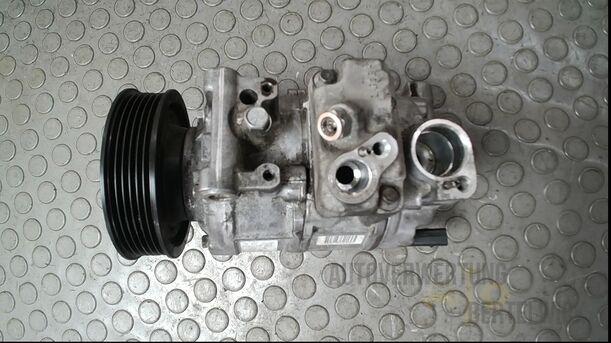Foto: KOMPRESSOR KLIMAANLAGE/ KLIMAKOMPRESSOR eines VW Golf Plus 1.2 TSI Special
