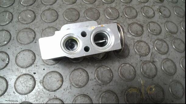 Foto: EXPANSIONSVENTIL KLIMAANLAGE eines VW Golf Plus 1.2 TSI Special
