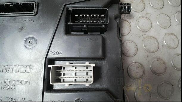 Foto: BODY CONTROL MODUL/ BCM STEUERGERÄT eines Renault Kangoo Rapid (ENERGY) dCi 90 Special