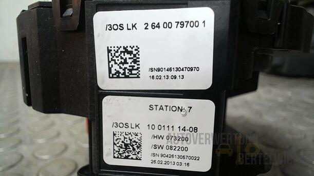 Foto: BLINKSCHALTER/ KOMBISCHALTER/ LENKSTOCKSCHALTER eines Mercedes-Benz C 220 T CDI DPF Special